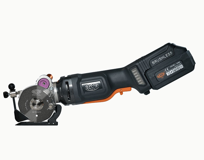 Rasor_Proturf_lateral_teflon_blade-scaled